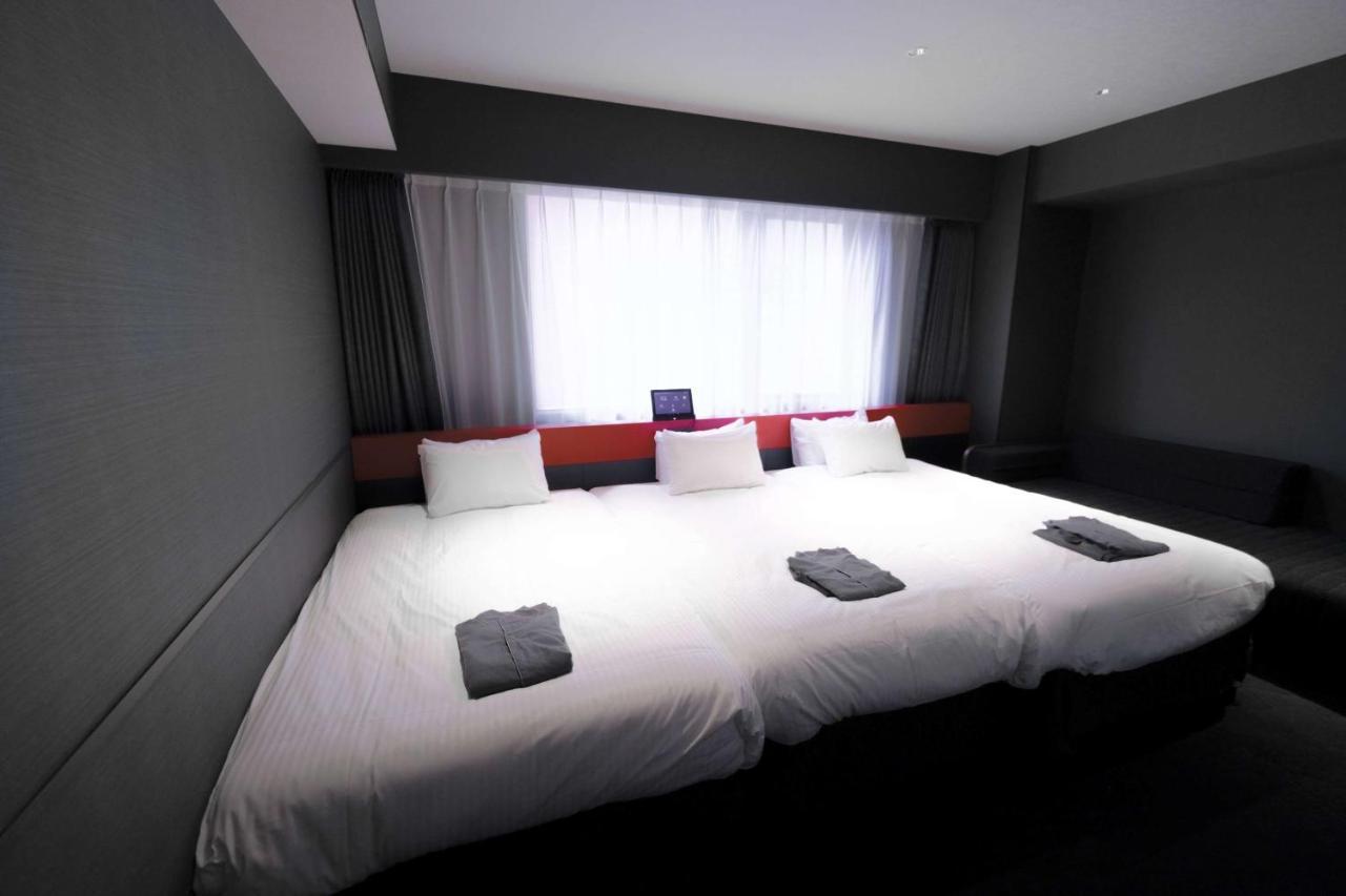 Wyndham Garden Sapporo Odori Hotel ภายนอก รูปภาพ